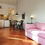 Bright 1-bed On La Rambla Barcelona. Rj *