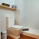 Апартаменты Bright 1-bed On La Rambla Barcelona. Rj