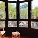 Bright 1-bed On La Rambla Barcelona. Rj