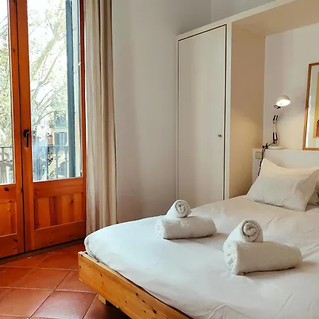 Bright 1-bed On La Rambla Barcelona. Rj * Barselona