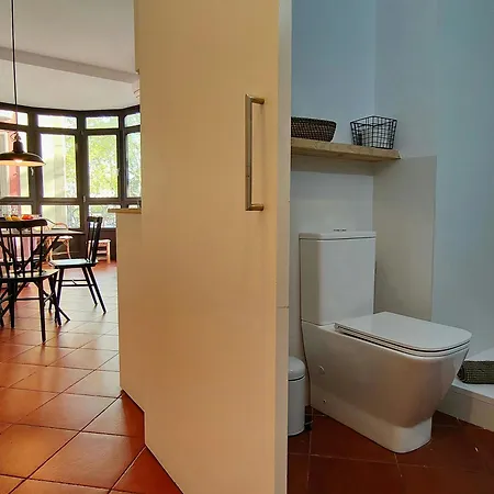 Bright 1-bed On La Rambla Barcelona. Rj Barselona