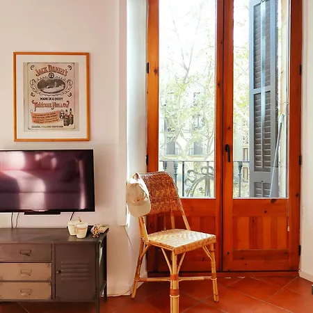 Bright 1-bed On La Rambla Barcelona. Rj Barselona