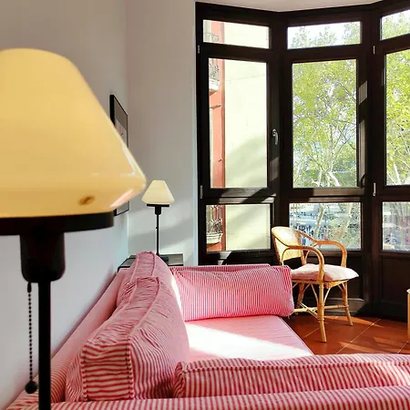 Bright 1-bed On La Rambla Barcelona. Rj Barselona